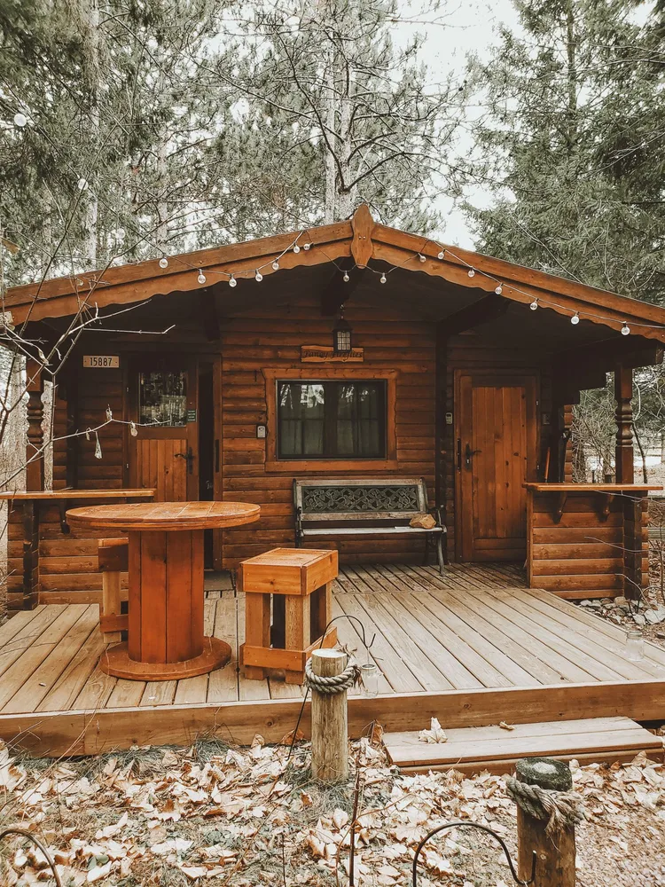 A log-cabin escape with a timber deck